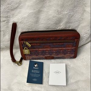 Fossil wallet
